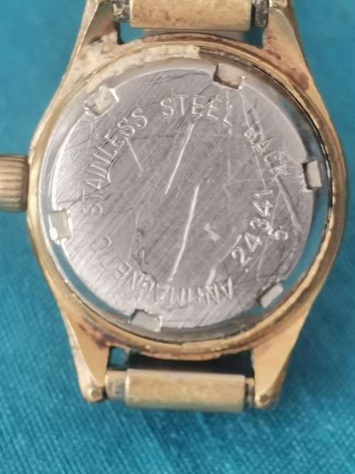 VINTAGE LADIES SWISS LANCO 17 JEWELS INCABLOC MECHANICAL WATCH - WORKING