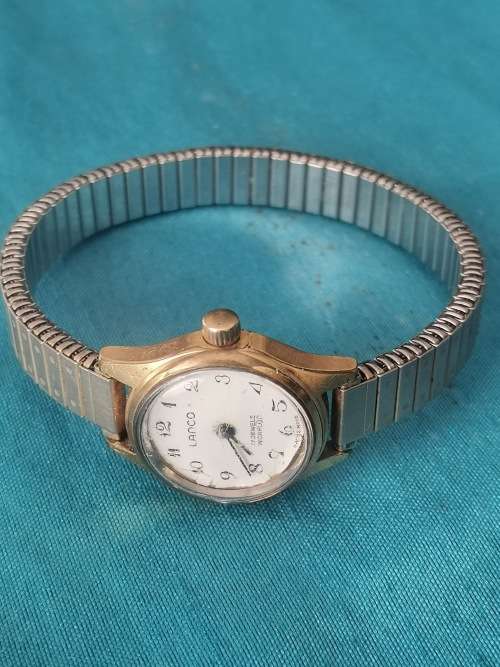 VINTAGE LADIES SWISS LANCO 17 JEWELS INCABLOC MECHANICAL WATCH - WORKING