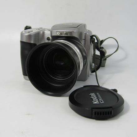 KODAK EASYSHARE Z740 5Mp CAMERA WITH 10 X ZOOM