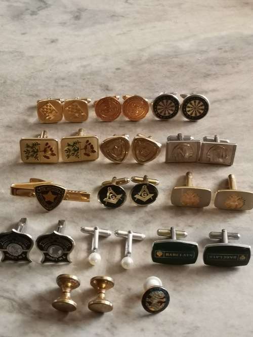 HUGE COLLECTION OF MENS CUFFLINKS - TAKE ALL FOR 1 BID