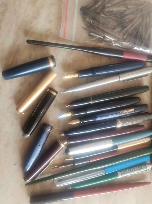 HUGE COLLECTION OF VINTAGE PENS AND WRITING ACCESSORIES ALL FOR 1 BID