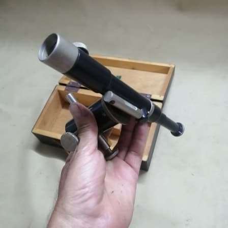 ANTIQUE AND HIGHLY COLLECTABLE VINTAGE LAND SURVEYOR SCOPE WITH ORIGINAL BOX