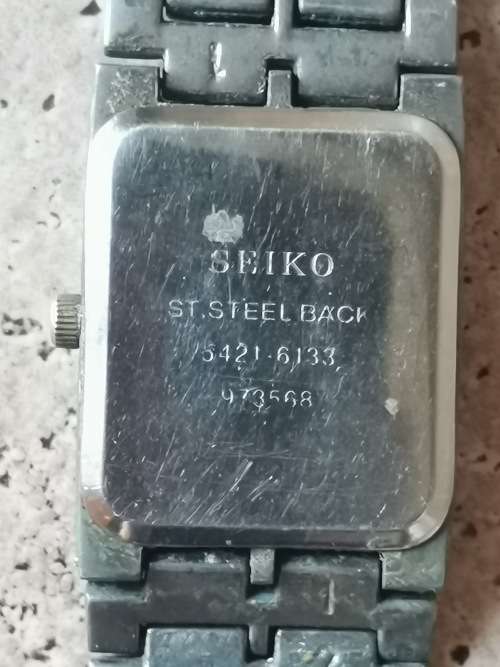 2 X MENS SEIKO WATCHES - WORKING BUT NEEDS TLC
