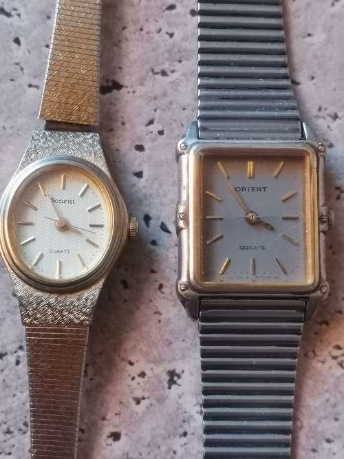 ELEGANT SET OF LADIES ORIENT & ACCURIST WATCHES IN GOOD WORKING CONDITION