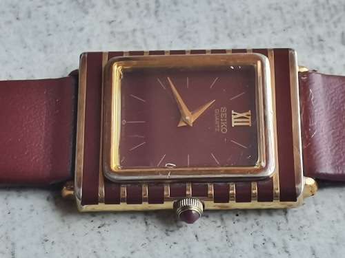 SEIKO LADIES BROWN AND GOLD PLATED LADIES QUARTZ WATCH - WORKS PERFECTLY