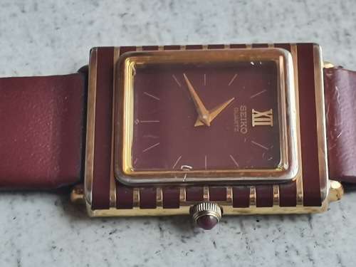 SEIKO LADIES BROWN AND GOLD PLATED LADIES QUARTZ WATCH - WORKS PERFECTLY