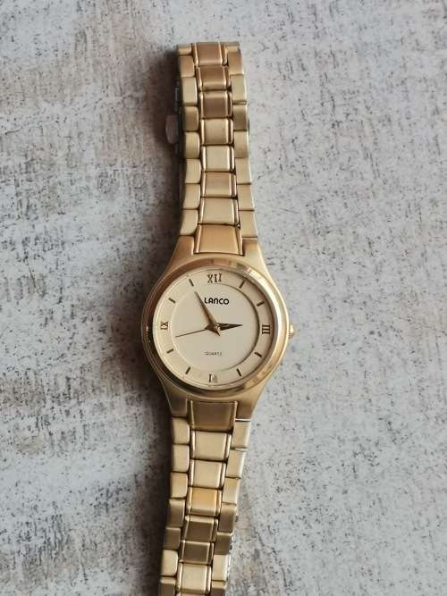 ELEGANT & STYLISH LADIES LANCO GOLD PLATED WATCH IN EXCELLENT WORKING CONDITION