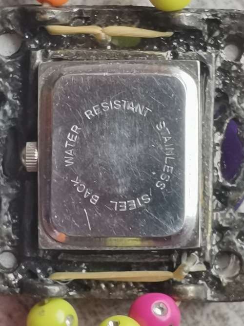UNIQUE LADIES CULTURAL QUARTZ WATCH IN PERFECT WORKING CONDITION