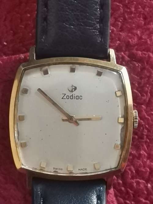 VINTAGE ART DECO MENS ZODIAC GOLD PLATED MECHANICAL WATCH IN EXCELLENT WORKING CONDITION