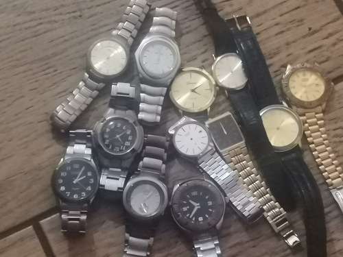 COLLECTION OF MENS WATCHES ALL UNTESTED SOLD AS IS