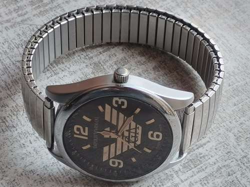 EMPORIO ARMANI MENS WATCH IN EXCELLENT WORKING CONDITION