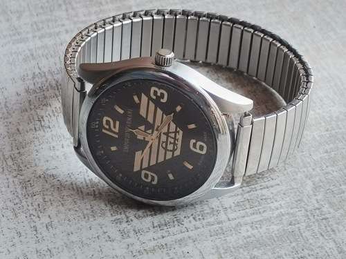 EMPORIO ARMANI MENS WATCH IN EXCELLENT WORKING CONDITION