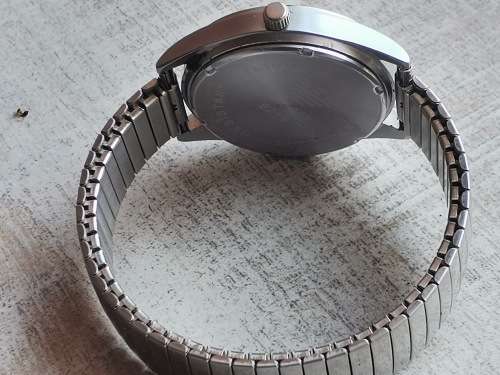 EMPORIO ARMANI MENS WATCH IN EXCELLENT WORKING CONDITION
