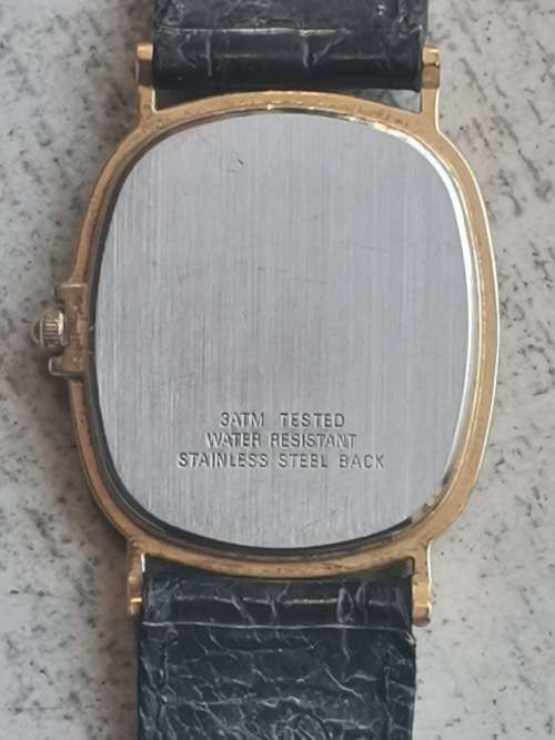BEAUTIFUL GOLD PLATED LADIES LANCO WATCH IN EXCELLENT WORKING CONDITION