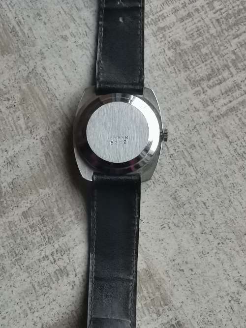STUNNING VINTAGE SWISS MADE ESBEE MENS MECHANICAL WATCH IN EXCELLENT WORKING CONDITION