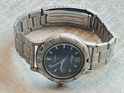 MENS AVANT WATCH IN EXCELLENT WORKING CONDITION