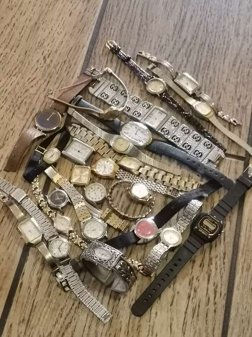 BULK LOT LADIES WATCH COLLECTION - UNTESTED