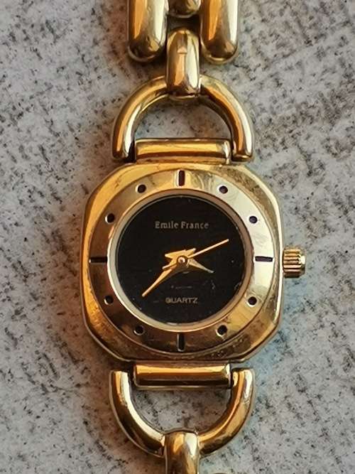 LADIES EMILE FRANCE GOLD PLATED QUARTZ WATCH IN EXCELLENT WORKING CONDITION