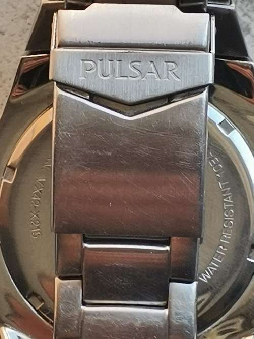 MENS PULSAR 100M QUARTZ WATCH IN EXCELLENT WORKING CONDITION