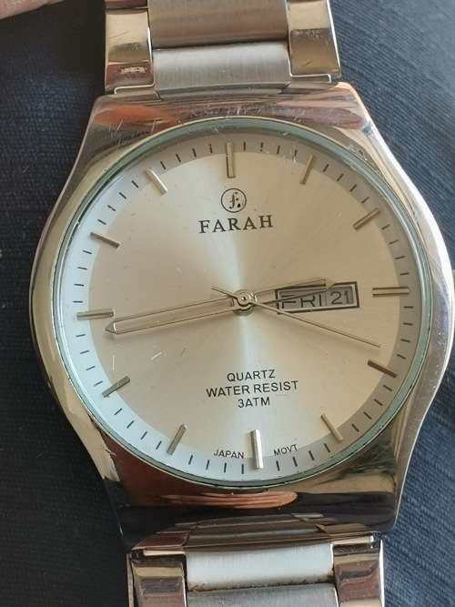 Men s Watches FARAH MENS DAY DATE STAINLESS STEEL WATCH IN EXCELLENT WORKING CONDITION VALUED R1500 was sold for 101.00 on 27 Sep at 21 46 by Dior1 in Johannesburg ID 595941544