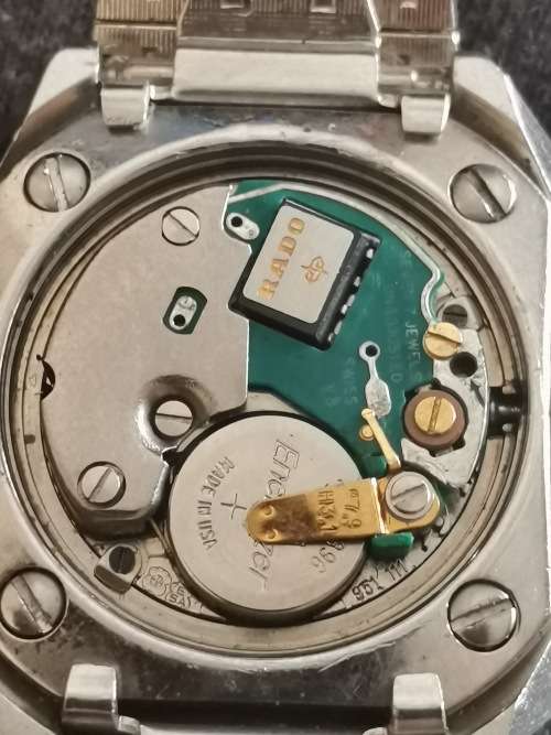 LADIES VINTAGE RADO WATCH - NO BACK PLATE/UNTESTED/SELLING FOR SPARES OR REPAIR