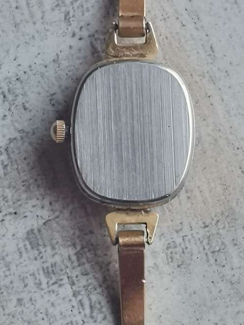 VINTAGE LADIES DELFIN EDOX GOLD PLATED QUARTZ WATCH IN EXCELLENT WORKING CONDITION