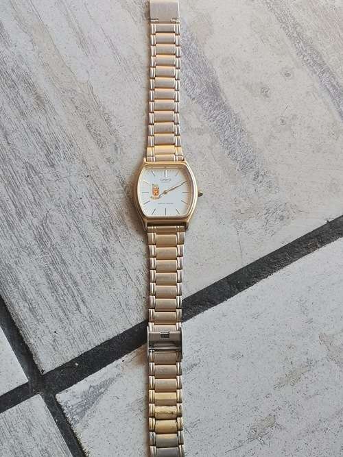 MENS CASIO MTP-1065 GOLD PLATED WATCH IN EXCELLENT WORKING CONDITION