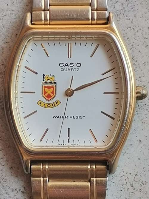 MENS CASIO MTP-1065 GOLD PLATED WATCH IN EXCELLENT WORKING CONDITION