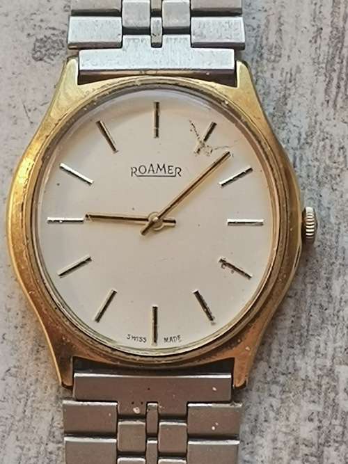 VINTAGE ROAMER MENS GOLD PLATED MECHANICAL WATCH IN EXCELLENT WORKING CONDITION - VALUED R6000