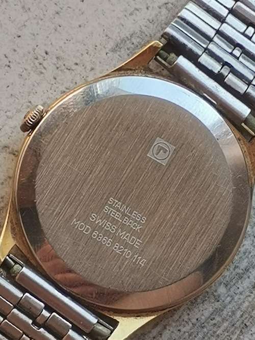 VINTAGE ROAMER MENS GOLD PLATED MECHANICAL WATCH IN EXCELLENT WORKING CONDITION - VALUED R6000