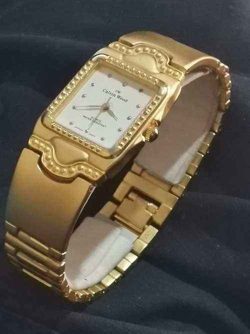 CALVIN WOOD LADIES GOLD PLATED WATCH IN EXCELLENT WORKING CONDITION