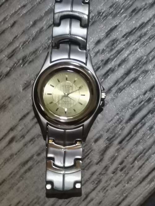MENS JUSTIN WATCH IN EXCELLENT WORKING CONDITION