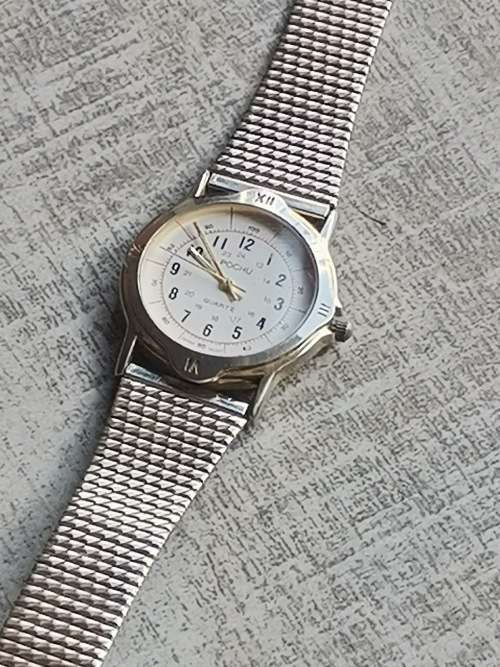 POCHU MENS QUARTZ WATCH IN EXCELLENT WORKING CONDITION
