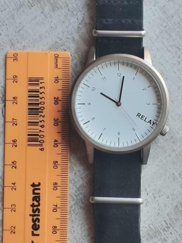 RELAY MENS WATCH IN EXCELLENT WORKING CONDITION