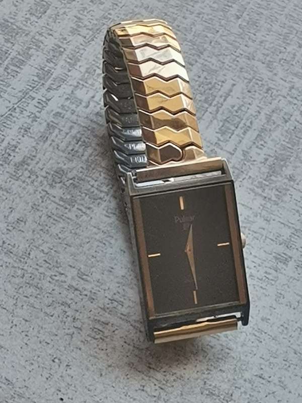 VINTAGE MENS PULSAR DRESS WATCH WITH GOLD PLATED SPIDEL STRAP