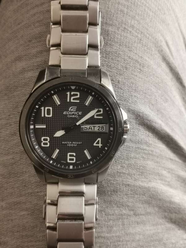 MENS CASIO EDIFICE WATCH EF-132 IN EXCELLENT WORKING CONDITION