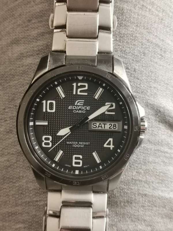 MENS CASIO EDIFICE WATCH EF-132 IN EXCELLENT WORKING CONDITION