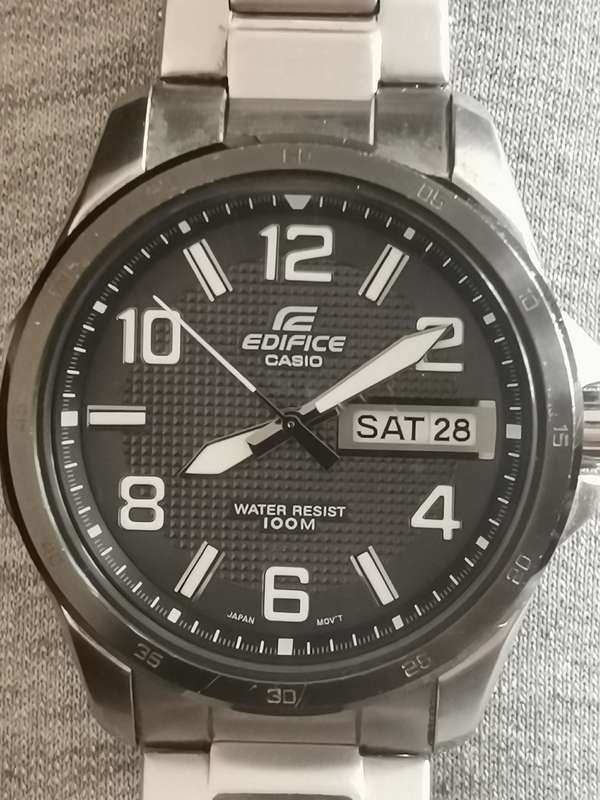 MENS CASIO EDIFICE WATCH EF-132 IN EXCELLENT WORKING CONDITION