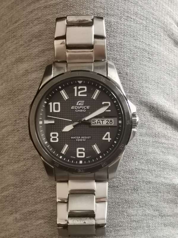 MENS CASIO EDIFICE WATCH EF-132 IN EXCELLENT WORKING CONDITION