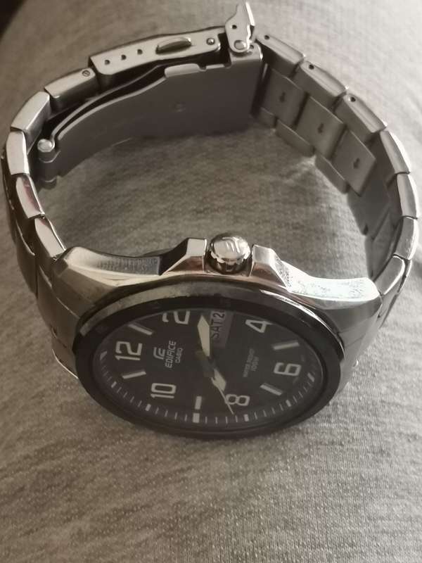 MENS CASIO EDIFICE WATCH EF-132 IN EXCELLENT WORKING CONDITION