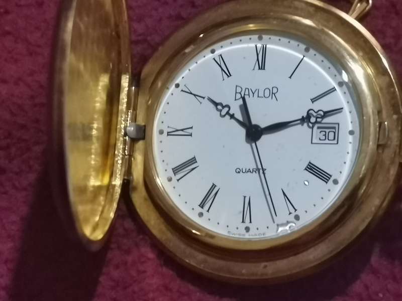 BAYLOR SWISS MENS GOLD PLATED POCKET WATCH IN EXCELLENT WORKING CONDITION
