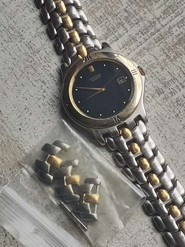 VINTAGE CITIZEN MENS WATCH WITH BOX AND ACCESSORIES