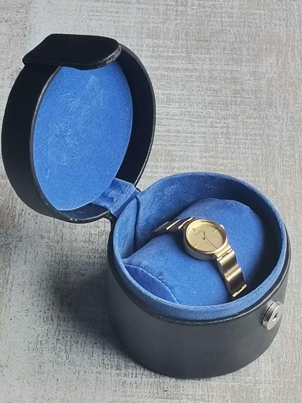 STUNNING TEMPO GOLD PLATED WATCH IN ORIGINAL DISPLAY BOX