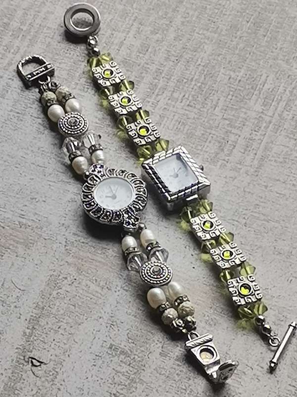 STUNNING GENEVE WATCH SET IN EXCELLENT WORKING CONDITION