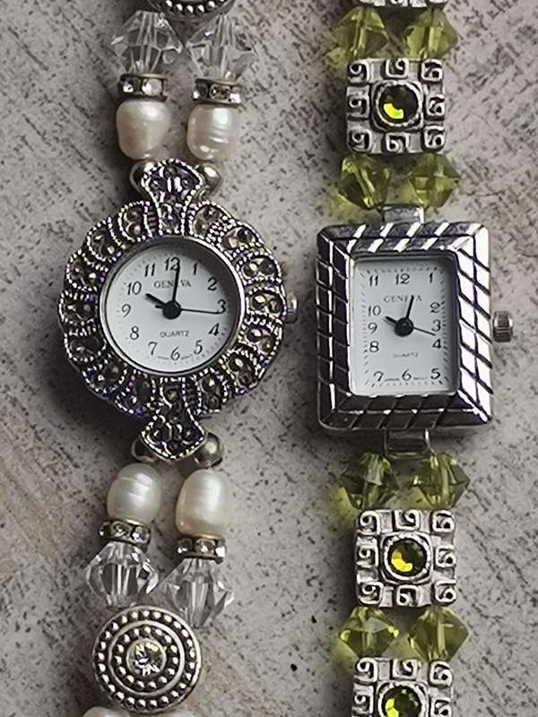 STUNNING GENEVE WATCH SET IN EXCELLENT WORKING CONDITION