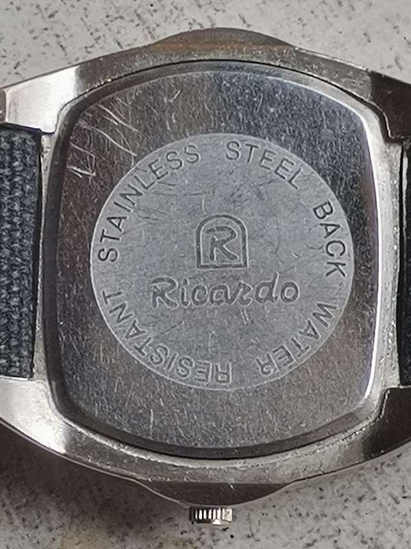MENS RICARDO QUARTZ WATCH IN EXCELLENT WORKING CONDITION