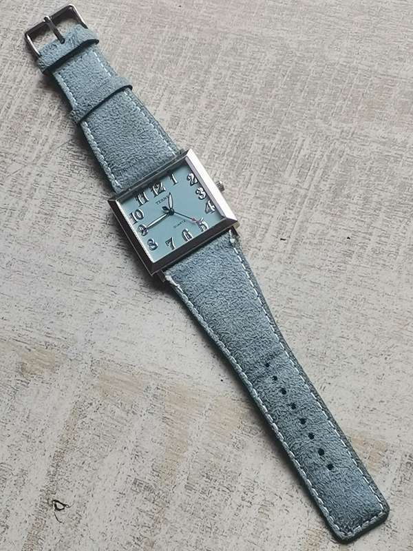 LADIES BIJOUX TERNER WATCH IN EXCELLENT WORKING CONDITION