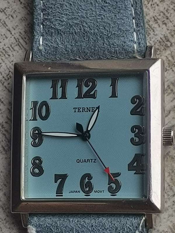 LADIES BIJOUX TERNER WATCH IN EXCELLENT WORKING CONDITION