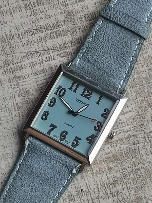 LADIES BIJOUX TERNER WATCH IN EXCELLENT WORKING CONDITION