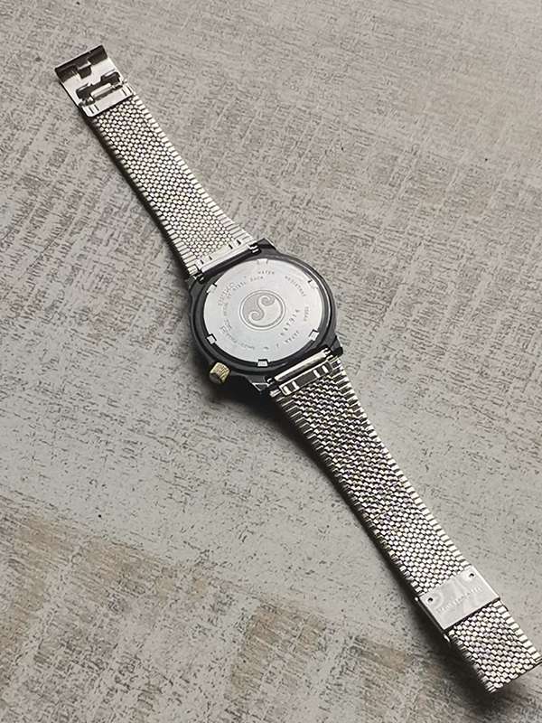 MENS SEIKO SQ3 150M WATER RESIST SPORTS WATCH WITH DAY/DATE FUNCTION IN EXCELLENT WORKING CONDITION